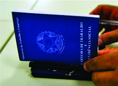 Foram abertas 130.217 vagas; número de postos de trabalho gerados é 23,35% maior que no mesmo mês do ano anterior