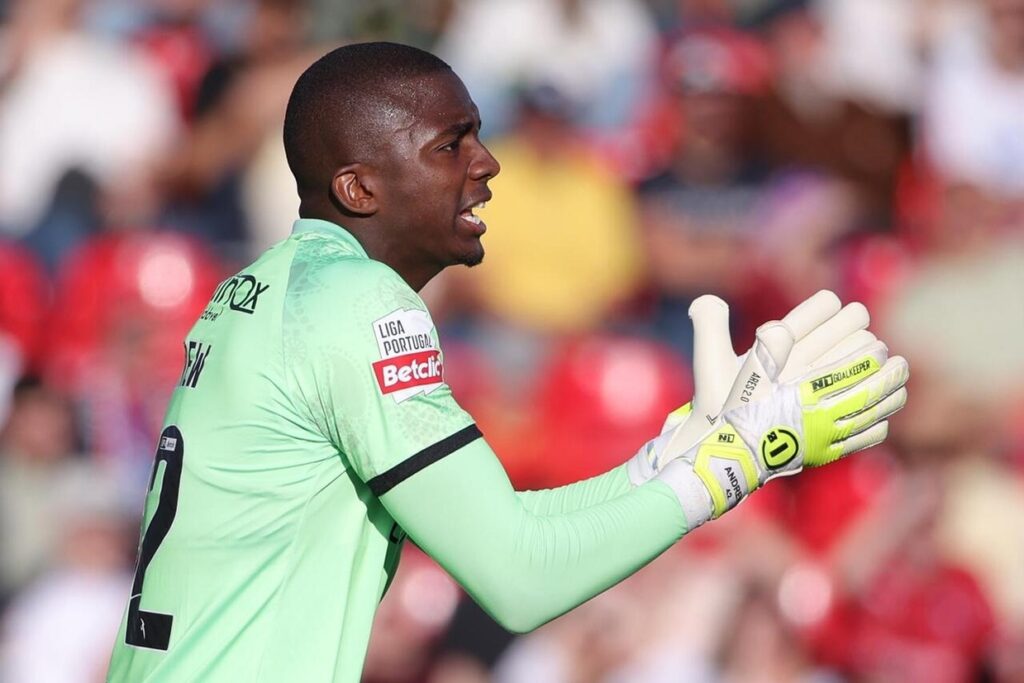 Destaque do Gil Vicente e especulado no Porto, Andrew mira a seleo brasileira