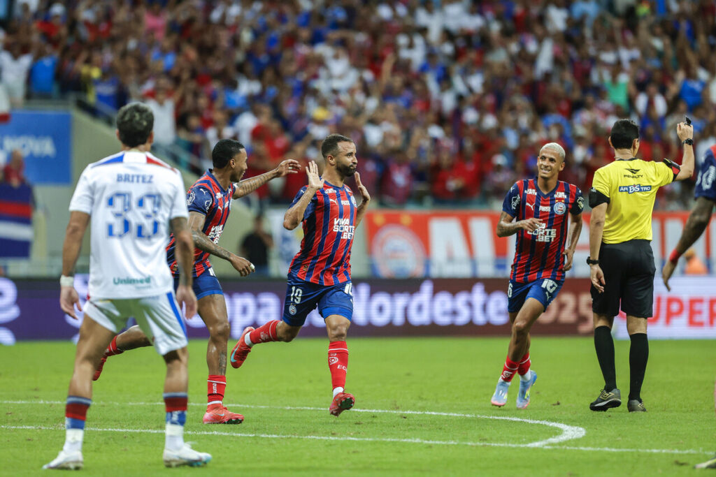 Bahia supera o Fortaleza na Fonte Nova e vai semifinal da Copa do Nordeste