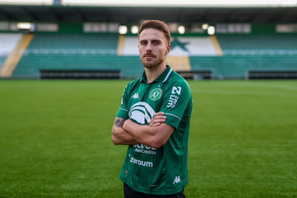 Bressan refora a defesa da Chapecoense