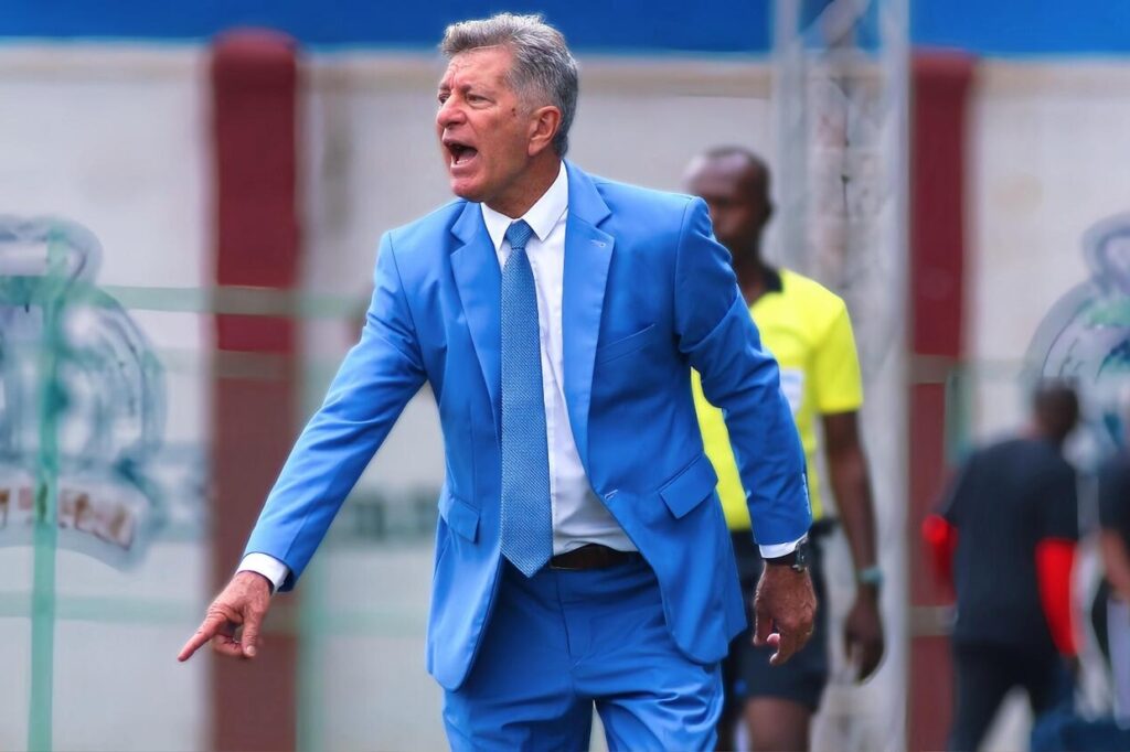 Campeo da base ao profissional no Flu, tcnico brasileiro traa carreira vitoriosa na frica