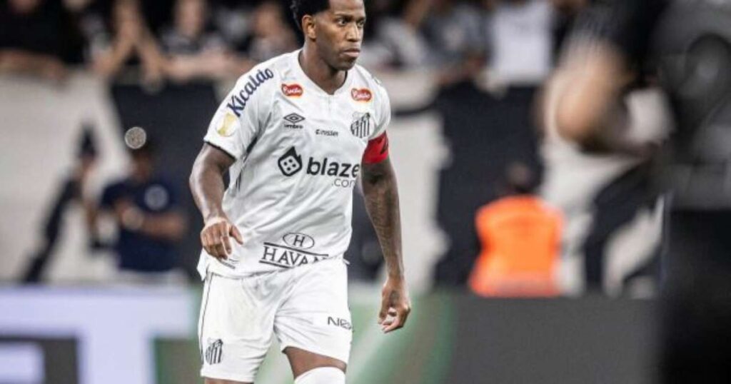 Santos negocia rescisão de contrato com Gil