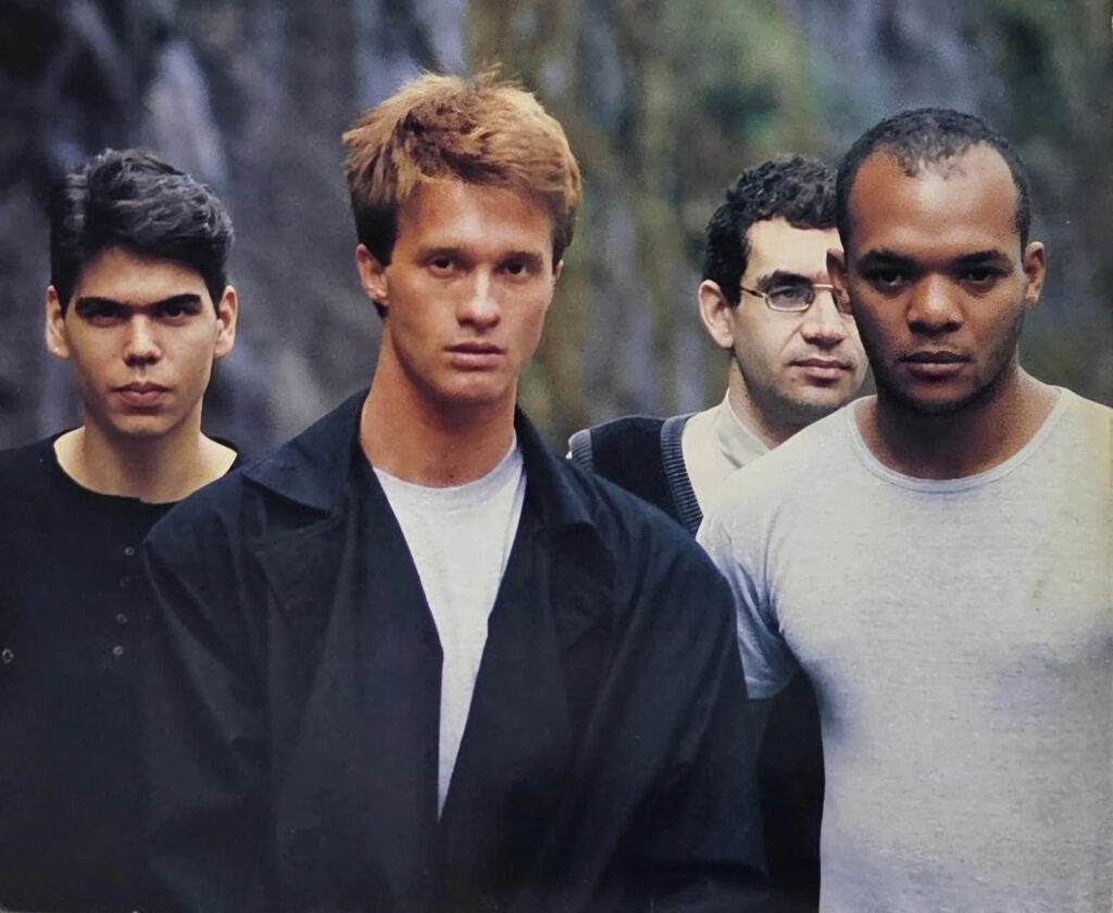 Legião Urbana notifica Romeu Zema por uso político de “Que País é Este”