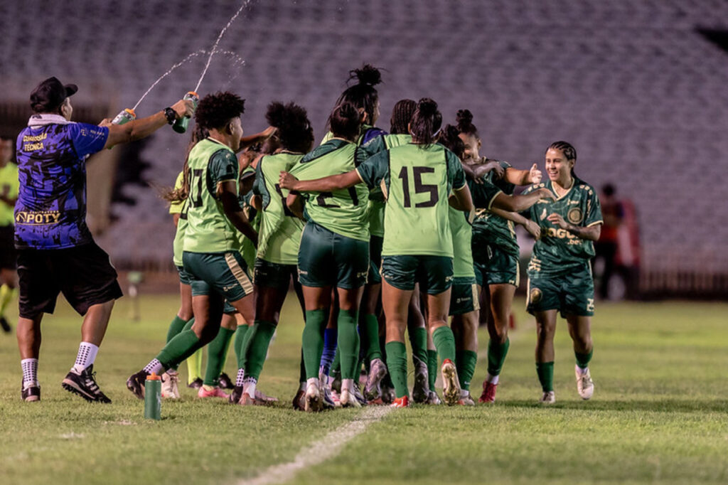 Atltico goleia Vila Nova, conquista Srie A3 e d primeiro ttulo nacional ao Piau