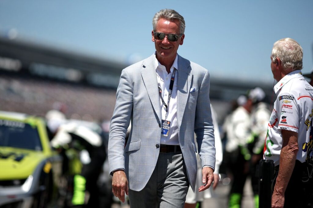 NASCAR já quer vender vagas da 23XI e Front Row no grid de 2026