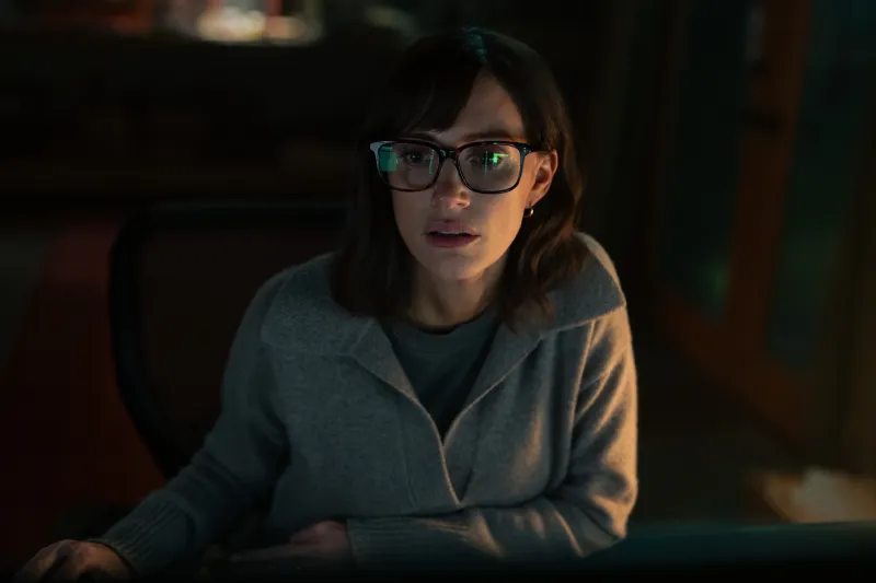 Jessica Chastain vive uma vida DUPLA no trailer da série de suspense ‘The Savant’; Confira!
