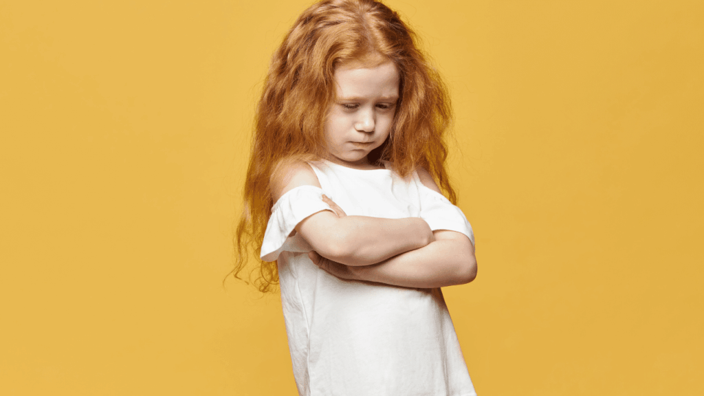 por que crianças ficam mais irritadas entre 8 e 9 anos?