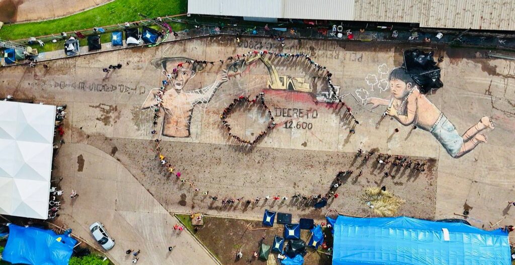 30 dias de resistência: Povos Indígenas ocupam porto da Cargill contra privatização de rios amazônicos